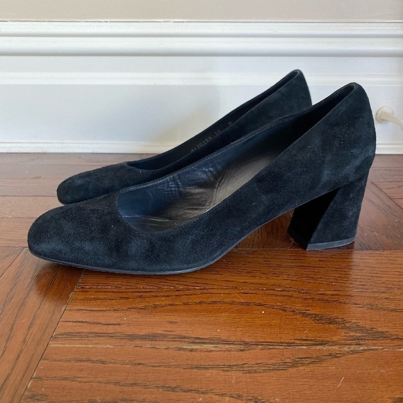 Stuart Weitzman Black Suede Pumps - Picture 1 of 9
